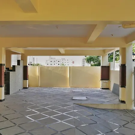 Cityscape Comfort - Stylish 3Bhk Central Getaway Hyderabad Exterior photo