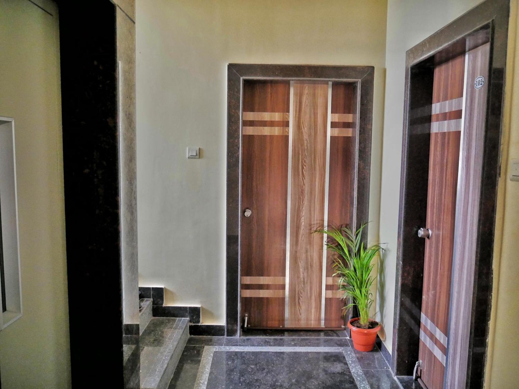 Cityscape Comfort - Stylish 3bhk Getaway