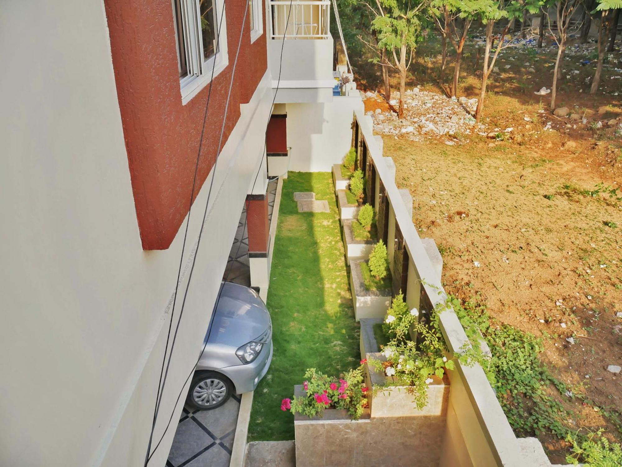 Cityscape Comfort - Stylish 3bhk Getaway