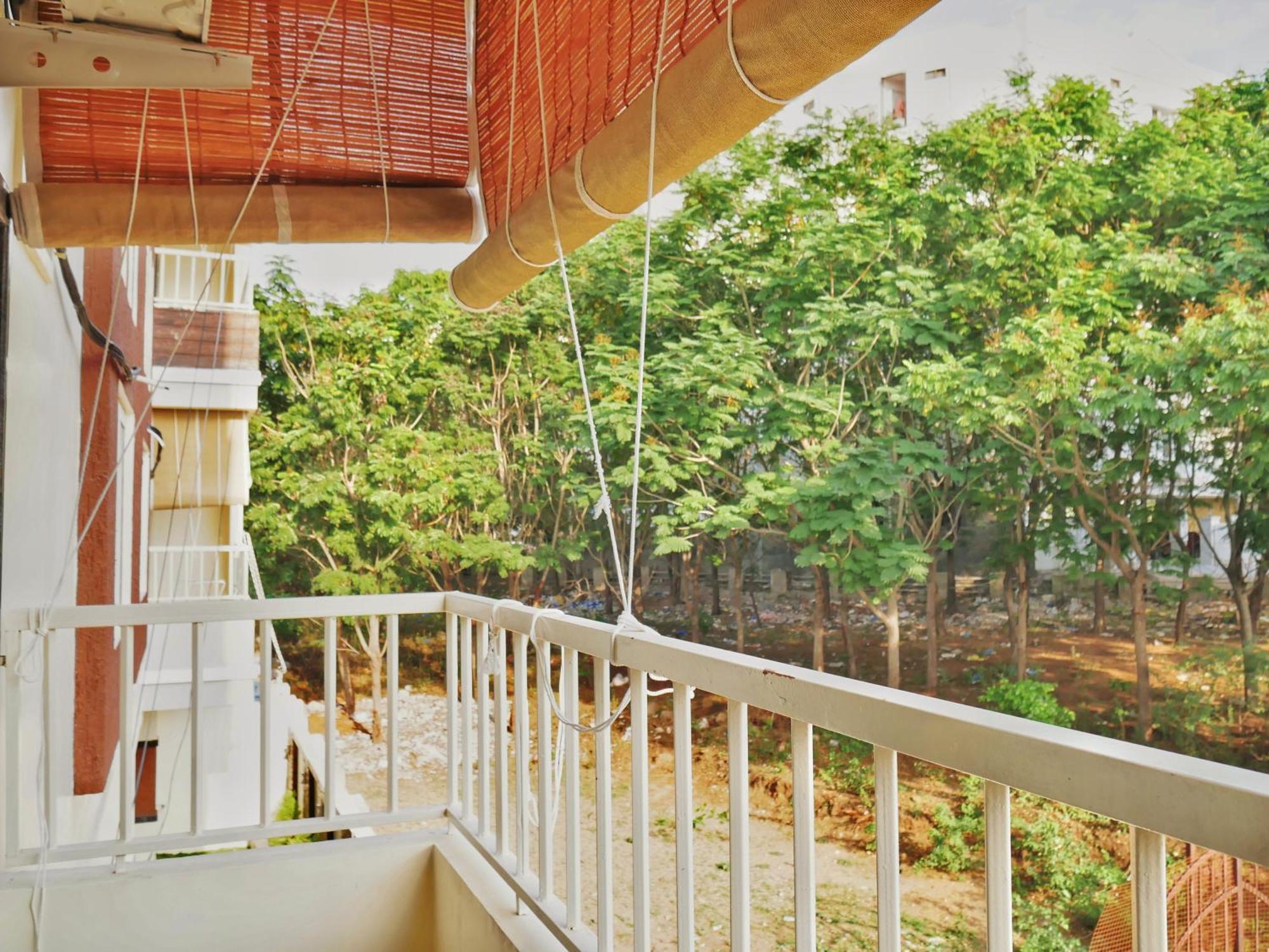 Cityscape Comfort - Stylish 3bhk Getaway Hyderabad